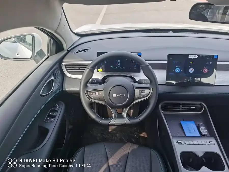 BYD seal 05 DM-i Seal 05 DM-i 2026 DM-i 128KM Luxury Edition 2026 — миниатюра 3