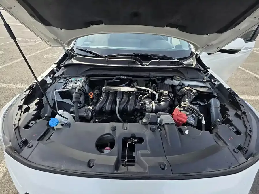 Honda WR-V 2023 1.5L CVT Hot Edition 2022 — миниатюра 5