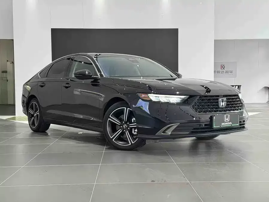 Honda Accord New Energy Accord New Energy 2023 2.0L e:PHEV Smart Edition 2024 — миниатюра 3