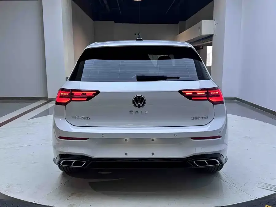 Volkswagen golf Golf 2023 facelift 280TSI DSG R-Line Lite 2023 — миниатюра 2