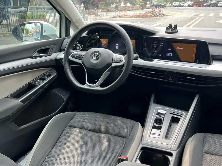 Volkswagen golf Golf 2023 200TSI DSG 2023 — миниатюра 5