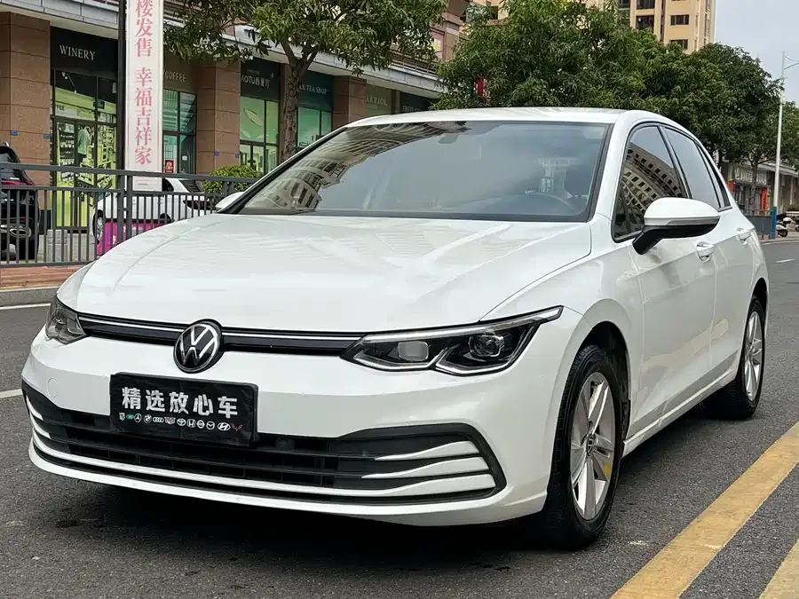 Volkswagen golf Golf 2023 200TSI DSG 2023 — фото 1, купить с доставкой в Москву
