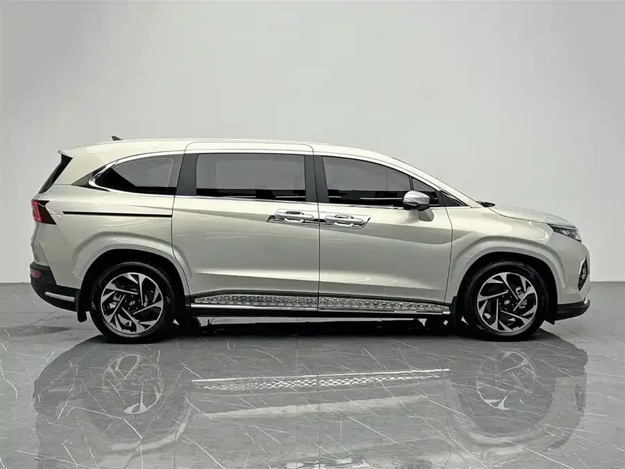 Hyundai Custo Kustu 2021 380TGDi LUX Premium 2022 — миниатюра 4