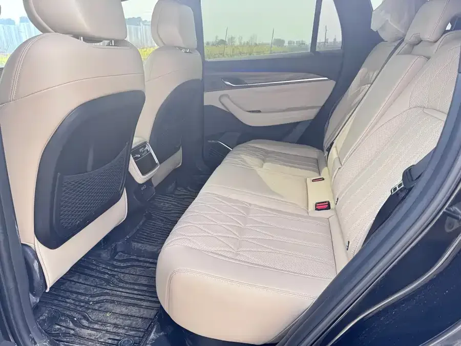 Geely Monjaro Geely Xingyue L 2026 Oriental Yao 2.0TD Automatic Star Edition 2025 — миниатюра 2