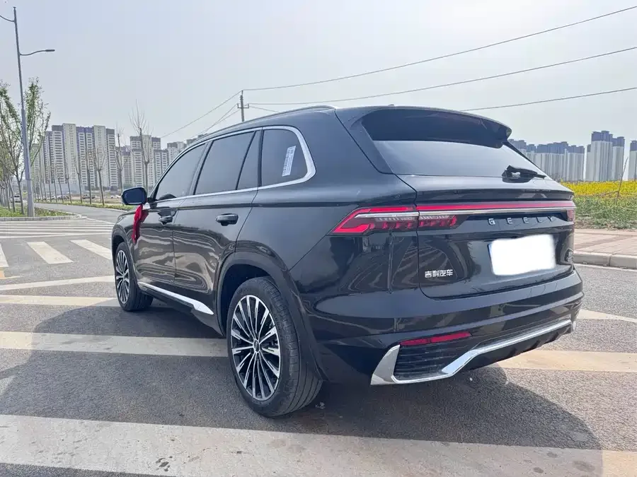 Geely Monjaro Geely Xingyue L 2026 Oriental Yao 2.0TD Automatic Star Edition 2025 — миниатюра 4