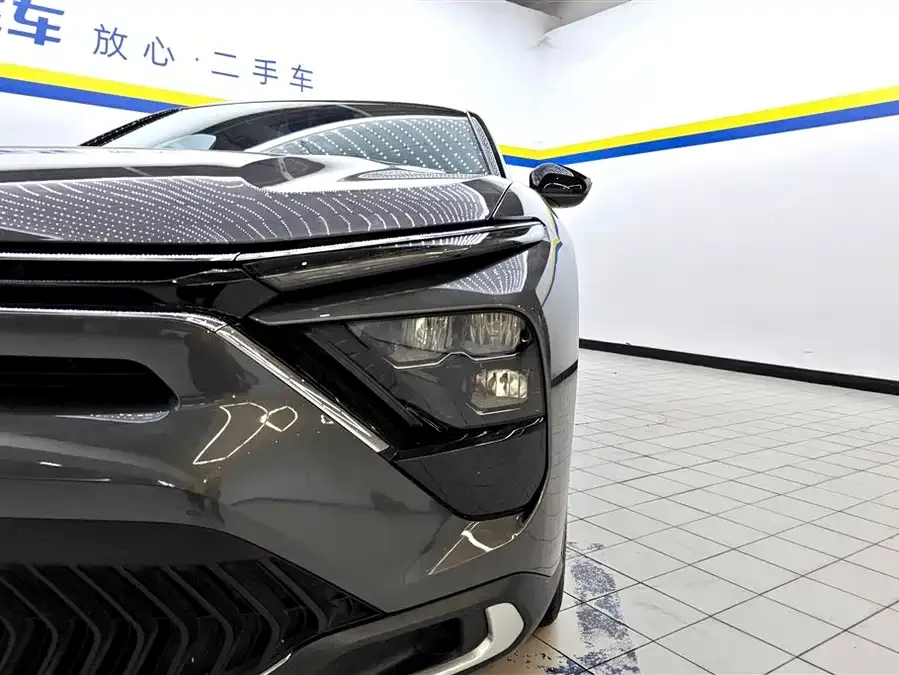 Citroen Versailles C5 X Versailles C5 X 2021 1.6T Enjoy Extraordinary 2022 — миниатюра 2