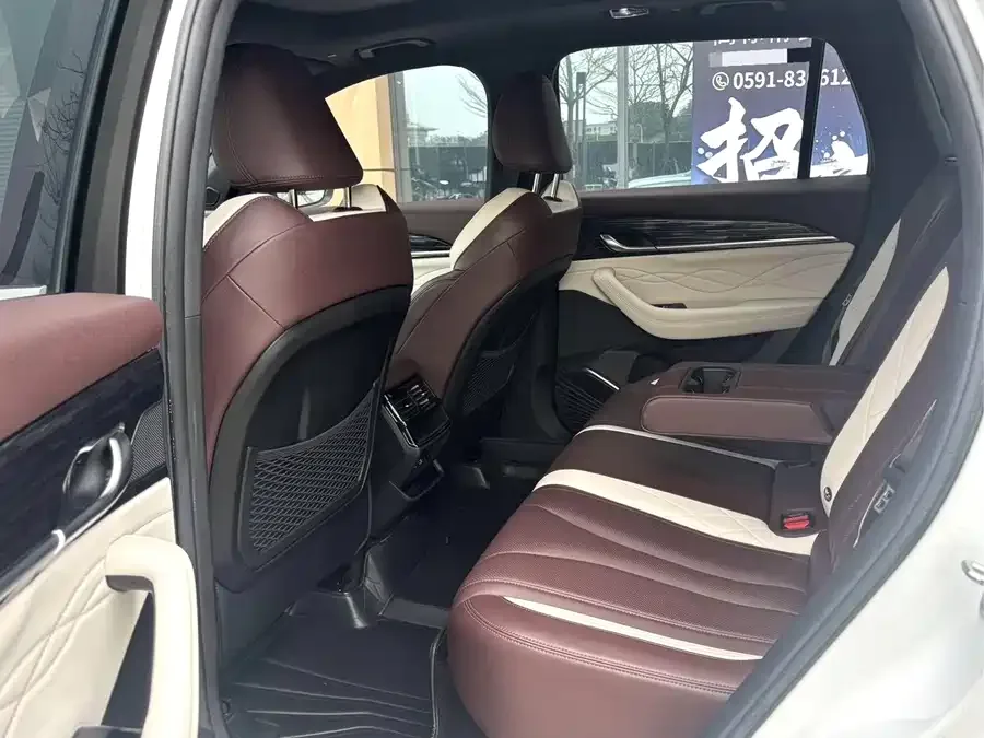 Geely Monjaro Xingyue L 2021 2.0TD DCT EVO 2WD Premium Edition 2023 — миниатюра 2
