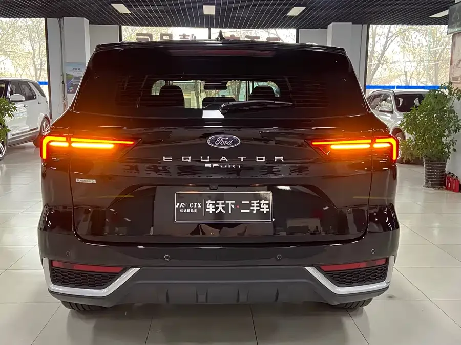 Ford Lingrui 2023 EcoBoost 170 Platinum Edition 2023 — миниатюра 2