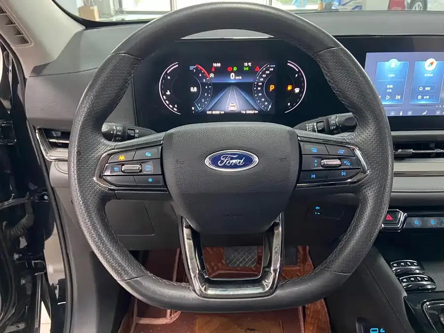 Ford Lingrui 2023 EcoBoost 170 Platinum Edition 2023 — миниатюра 4