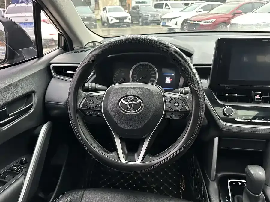 Toyota Frontlander Fenglanda 2023 2.0L CVT Leading Edition 2023 — миниатюра 5