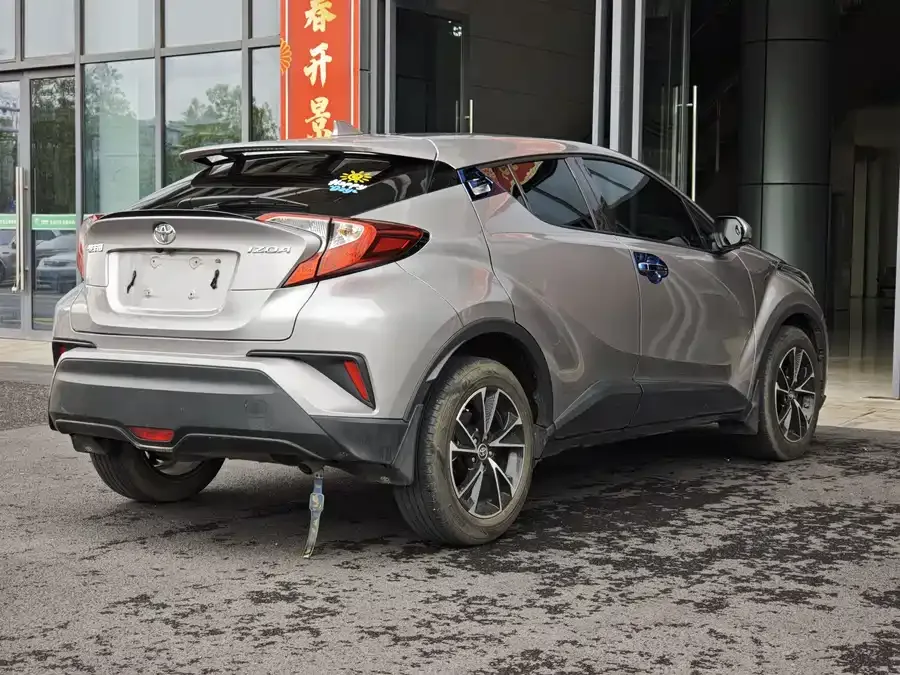 Toyota IZOA IZOA 2021 2.0L Yixiang Edition 2022 — миниатюра 3
