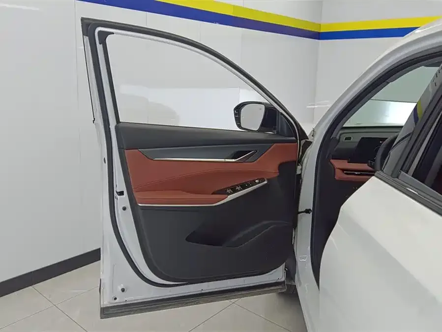 Changan CS75PLUS Changan CS75PLUS 2024 Third Generation Champion Edition 1.5T Smart Driving and Navigation Edition 2024 — миниатюра 4