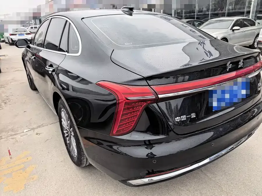 Hongqi H5 Hongqi H5 2024 1.5T DCT Zhilian Qiyun Edition 2024 — миниатюра 3