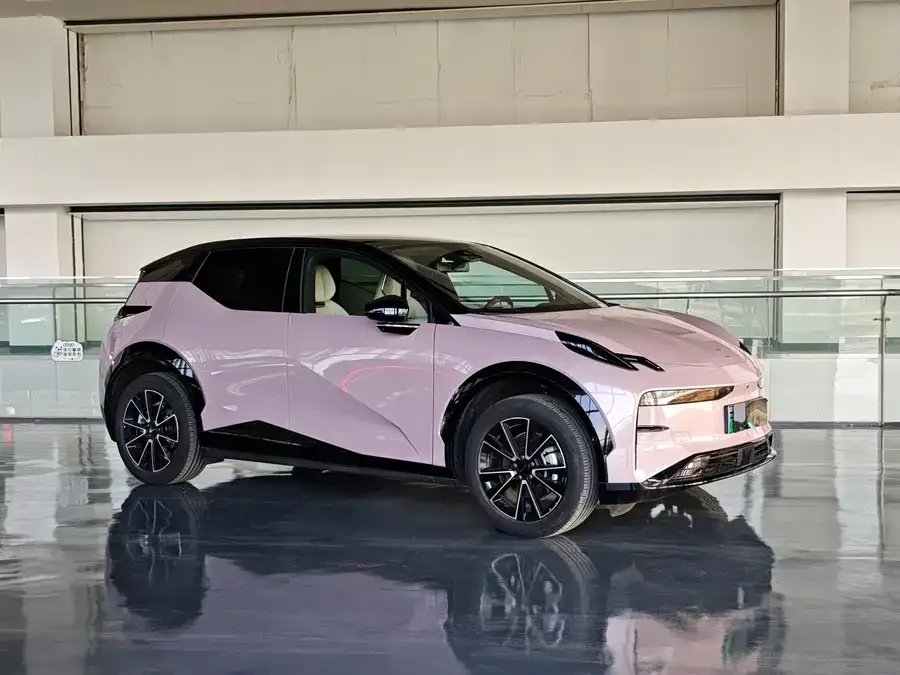 Zeekr X Zeekr X 2025 four-seat rear-wheel drive cube version 2024 — миниатюра 3