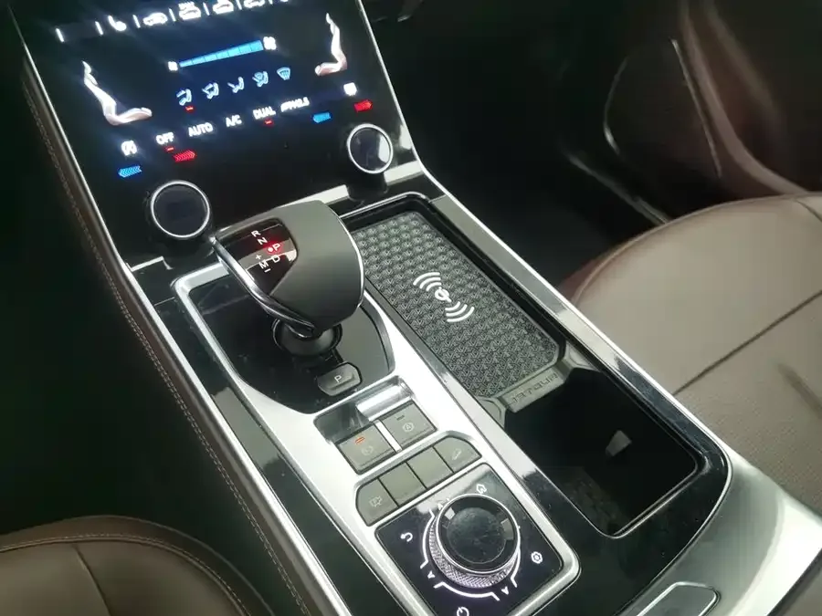 Jetour X90 Jetour X90 2022 Zilong 2.0T DCT Changsheng Edition 7 Seaters 2022 — миниатюра 4