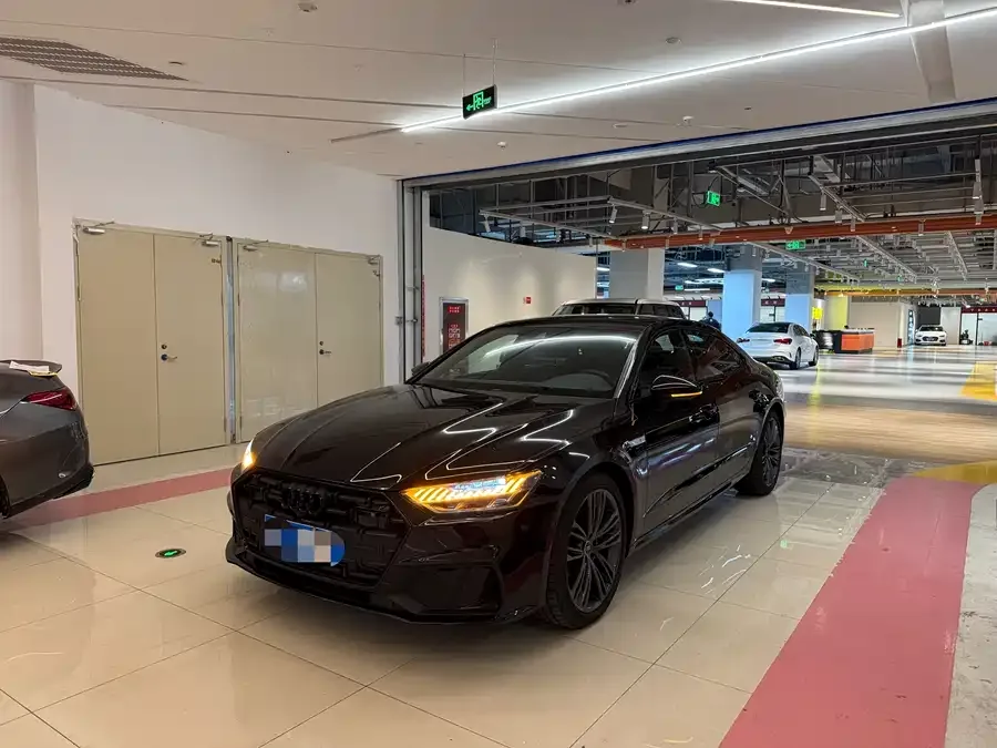 Audi A7L 2022 45 TFSI quattro S-line Wind Knight 2023 — фото 1, купить с доставкой в Москву
