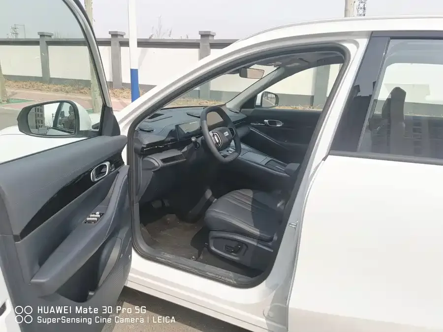 Geely Galaxy E5 Galaxy E5 2026 530km Explorer Edition 2026 — миниатюра 5