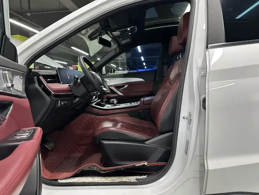Jetour X70 PLUS JETOUR X70 PLUS 2023 1.5T DCT Brave PLUS 5-seater 2023 — миниатюра 4