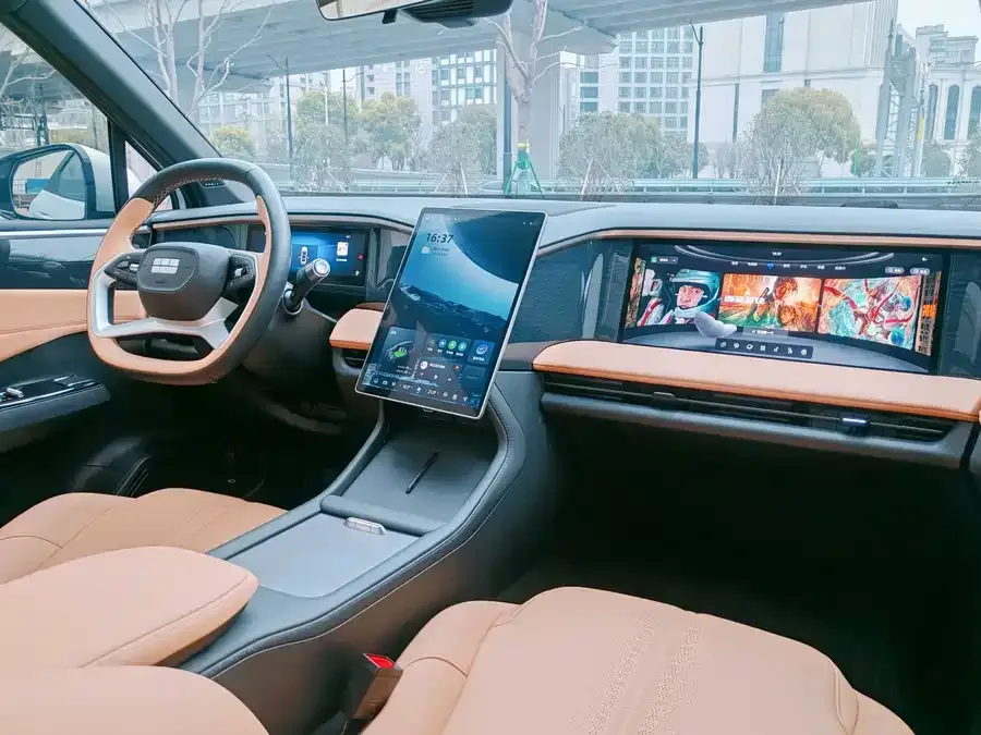 Geely Galaxy L7 Galaxy L7 2024 1.5T 55km PRO Longteng Edition 2024 — миниатюра 5