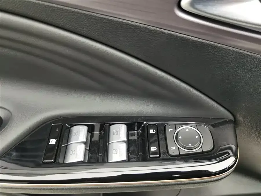 AION AION S Plus AION S Plus 2026 Luxury Edition 2025 — миниатюра 3