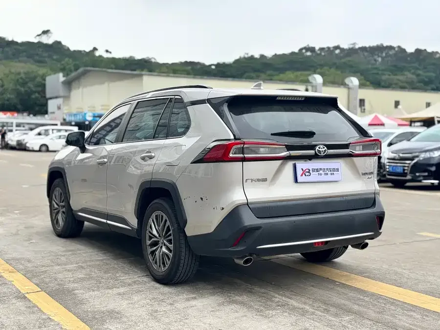 Toyota Wildlander Wildlander 2023 2.0L CVT 4WD Luxury PLUS Edition 2023 — миниатюра 4