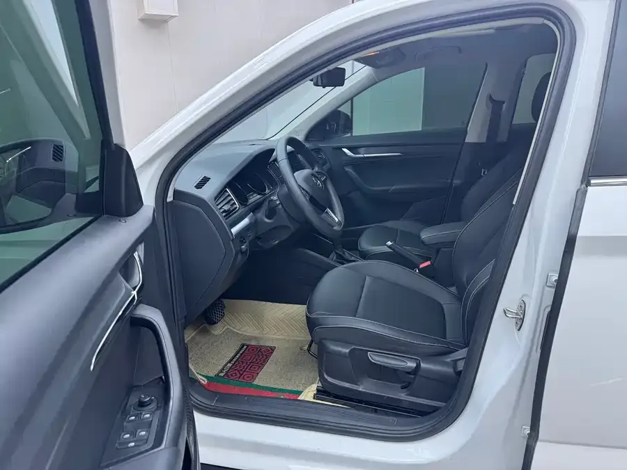Skoda Kamiq Komic 2022 1.5L automatic comfort version 2022 — миниатюра 4