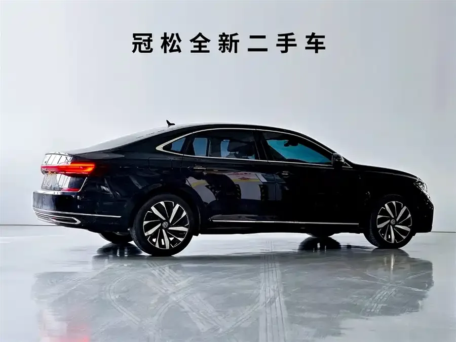 Volkswagen Passat Passat 2022 330TSI Starry Sky Deluxe Edition 2022 — миниатюра 3