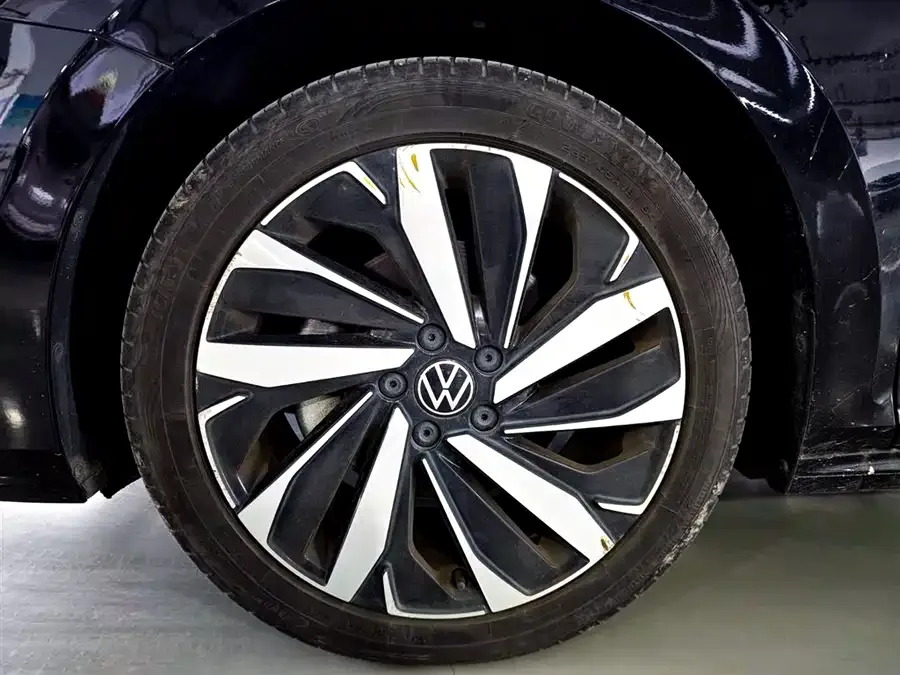 Volkswagen Passat Passat 2022 330TSI Starry Sky Deluxe Edition 2022 — миниатюра 4
