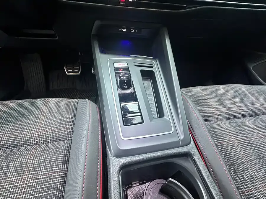 Volkswagen Golf GTI Golf GTI 2021 380TSI DSG GTI 2022 — миниатюра 4