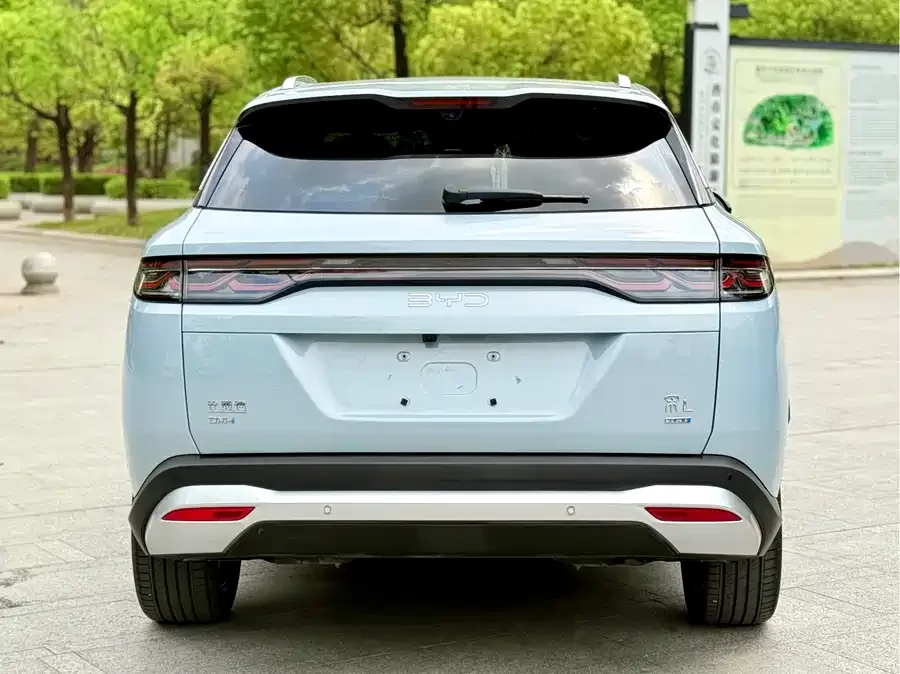 BYD Song L DM-i Song L DM-i 2025 Intelligent Driving Edition 112km Leading Model 2025 — миниатюра 2
