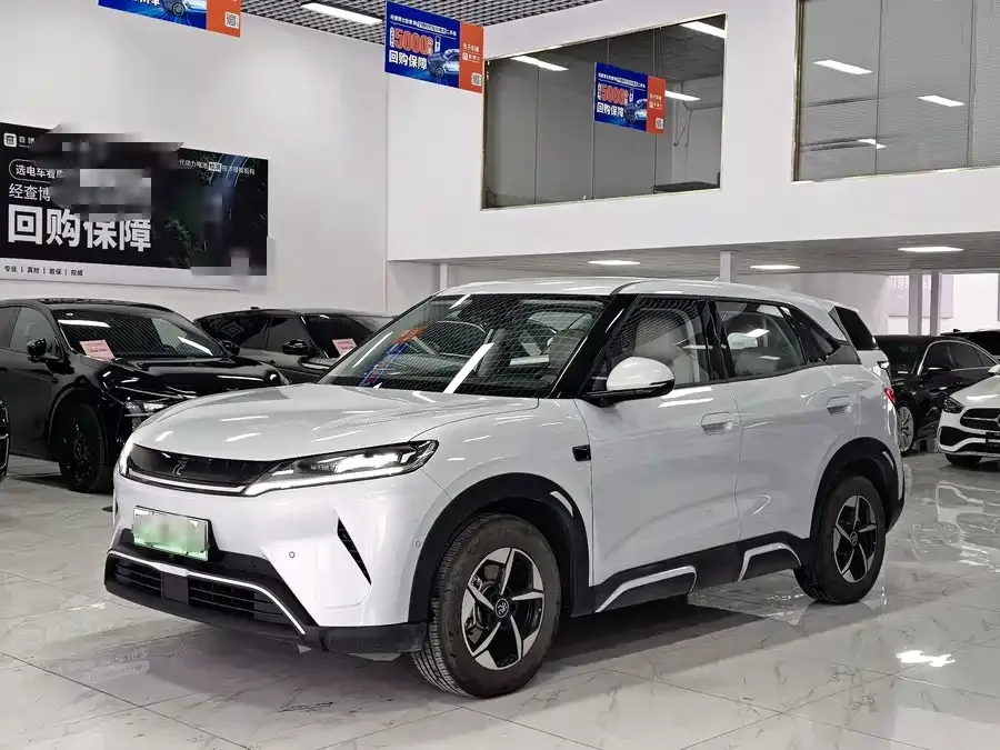 BYD Yuan UP Yuan UP 2025 Intelligent Driving Edition 401KM Leading Edition 2025 — фото 1, купить с доставкой в Москву