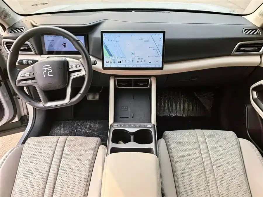 BYD Yuan UP Yuan UP 2025 Intelligent Driving Edition 401KM Leading Edition 2025 — миниатюра 3