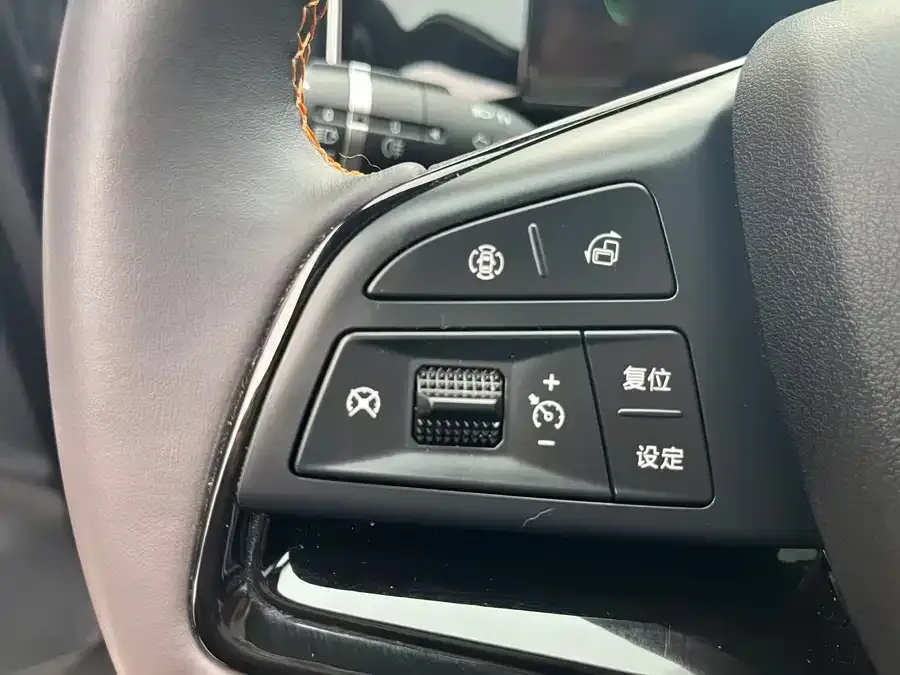 BYD Song Pro New Energy Song Pro New Energy 2024 Honor Edition DM-i 71KM Pilot Edition 2024 — миниатюра 3