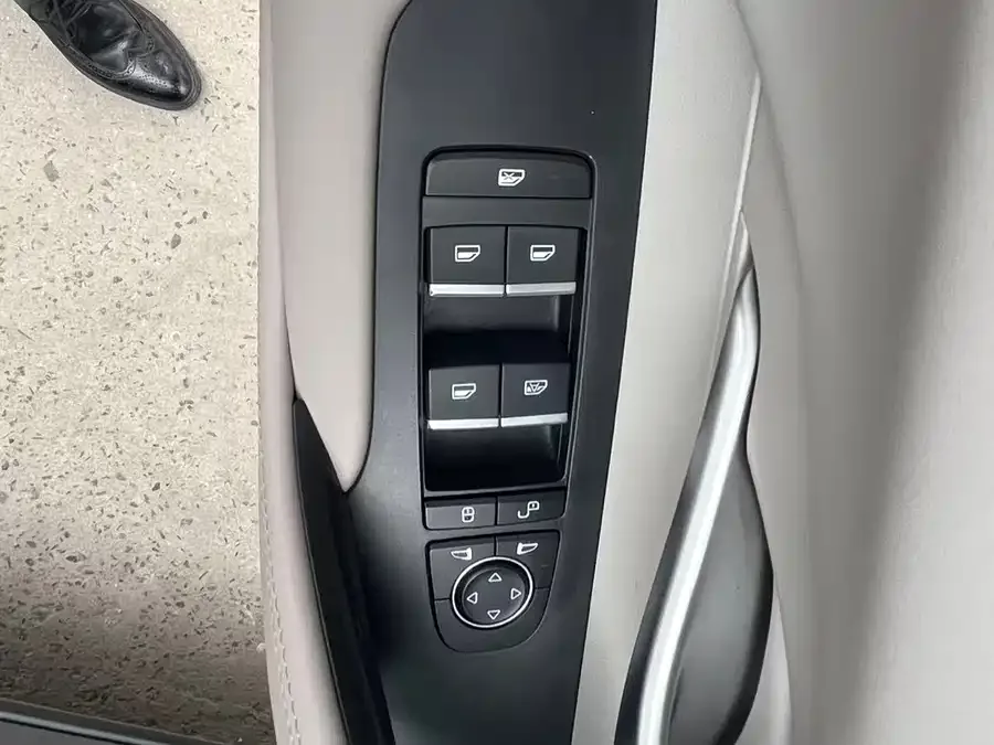 BYD Song Pro New Energy Song Pro New Energy 2024 Honor Edition DM-i 71KM Pilot Edition 2024 — миниатюра 5