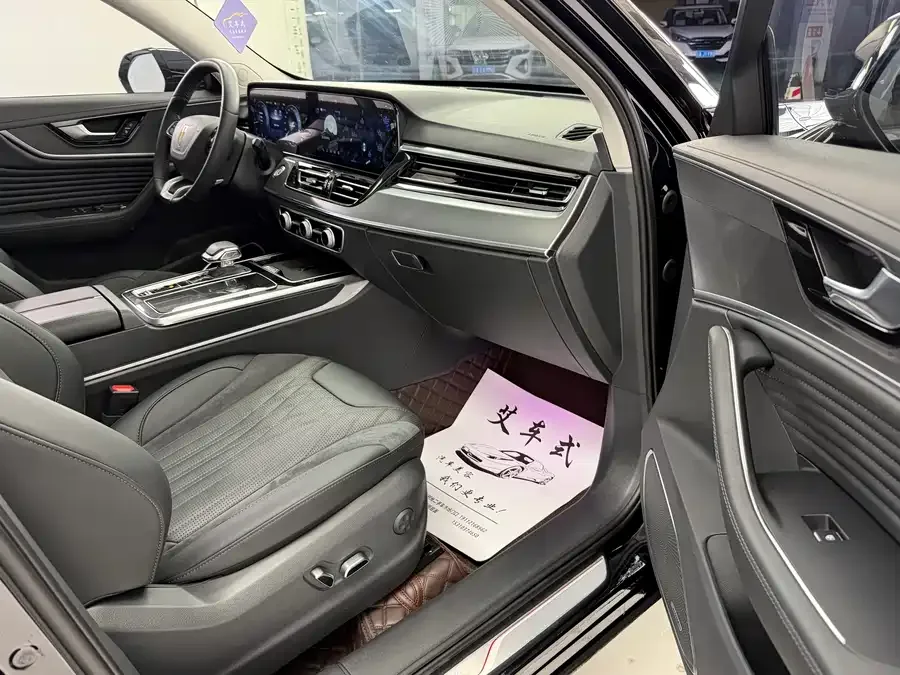 Hongqi HS5 Hongqi HS5 2023 2.0T Flagship Pro Edition 2024 — миниатюра 2
