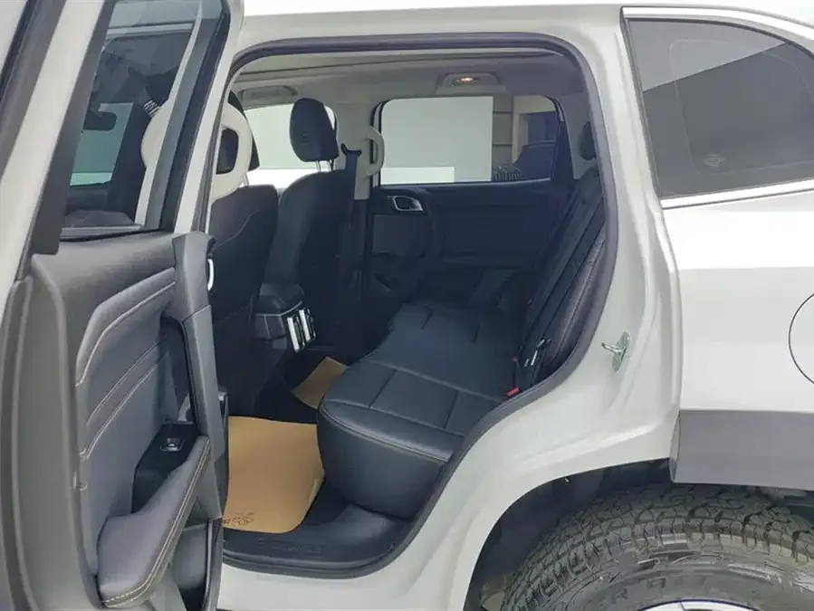 Haval Big dog Haval Big Dog 2024 2.0T DCT Chinese Pastoral Dog Edition 2025 — миниатюра 5