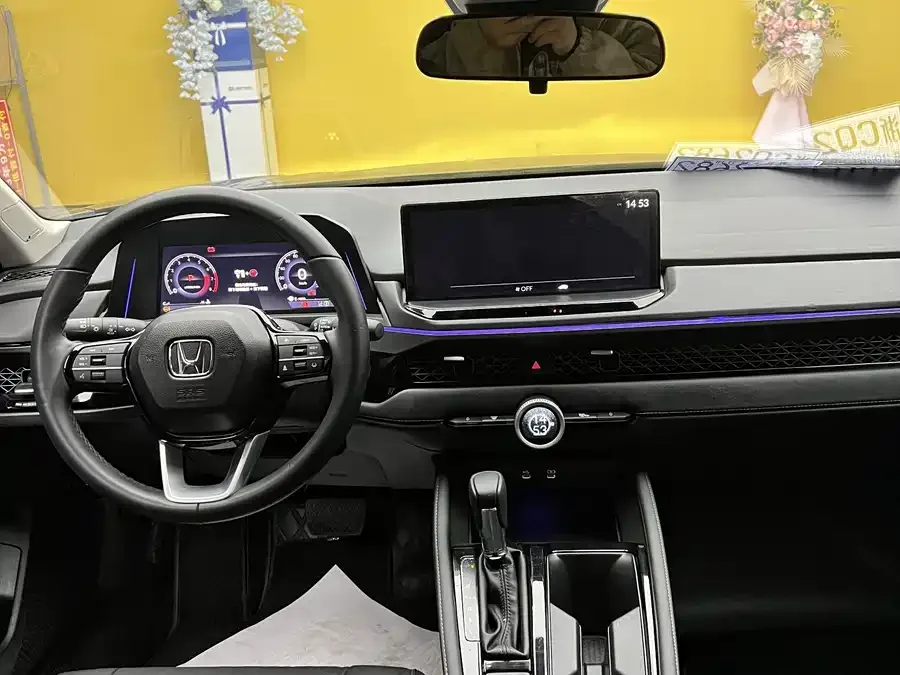 Honda Accord Accord 2025 Sports Series 260TURBO Premium Edition 2025 — миниатюра 2