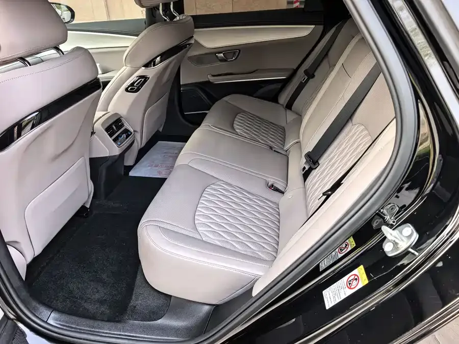 BYD Second-hand Han 2025 DM-i Intelligent Driving Edition 125KM Elite Edition 2025 — миниатюра 4