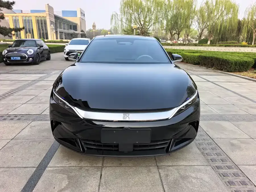 BYD Second-hand Han 2025 DM-i Intelligent Driving Edition 125KM Elite Edition 2025 — фото 1, купить с доставкой в Москву
