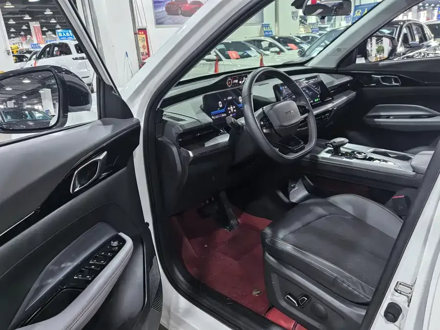 Oshan Z6 Changan Auchan Z6 2022 Blue Whale 1.5T DCT smart model 2023 — миниатюра 3