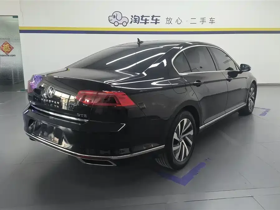 Volkswagen Magotan GTE plug-in hybrid Magotan GTE plug-in hybrid 2022 GTE luxury model 2023 — миниатюра 3