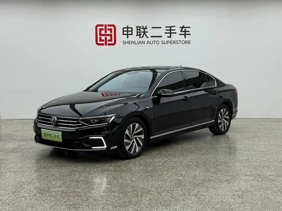 Volkswagen Magotan GTE plug-in hybrid Magotan GTE plug-in hybrid 2022 GTE luxury model 2022 — фото 1, купить с доставкой в Москву
