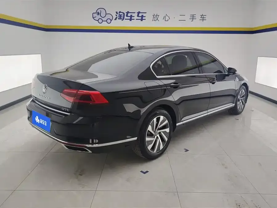 Volkswagen Magotan GTE plug-in hybrid Magotan GTE plug-in hybrid 2022 GTE luxury model 2023 — миниатюра 3
