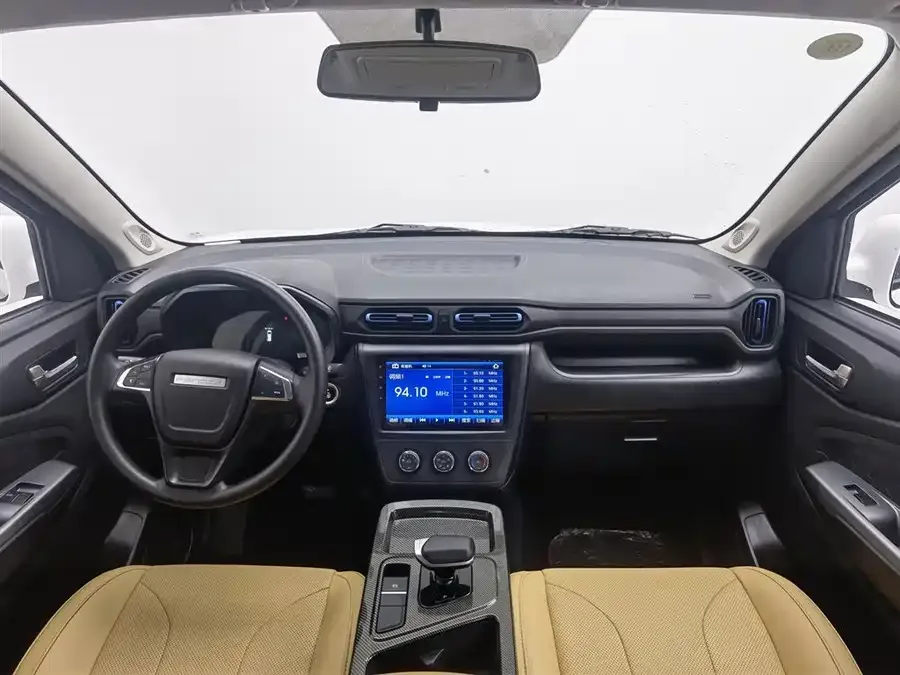 Dongfeng Fengguang E380 Fengguang E380 2023 Standard Edition - Comfortable 7-seater 2026 — миниатюра 2