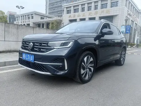 Volkswagen Tayron X 2023 купить в Москве