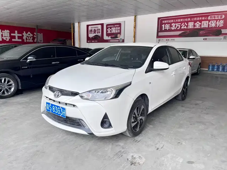 Toyota YARiS L Enjoy YARiS L enjoys the 2022 1.5L CVT luxury PLUS version 2022 — фото 1, купить с доставкой в Москву