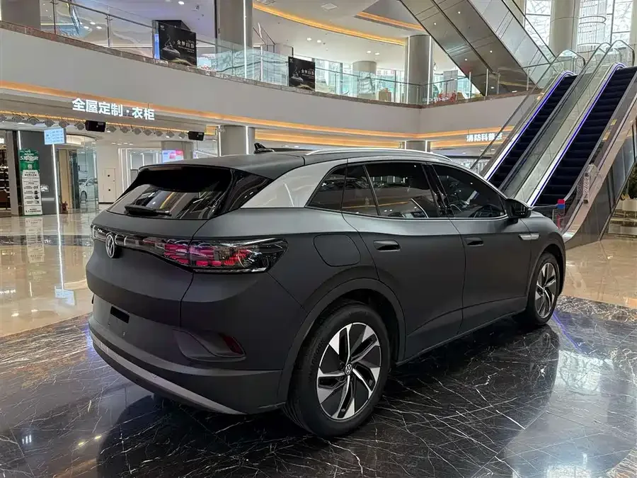 Volkswagen ID.4 CROZZ ID.4 CROZZ 2022 Pure Enjoyment Limited Edition 2023 — миниатюра 2