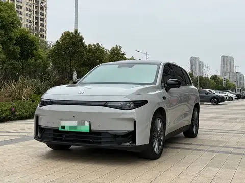 Leapmotor C10 2025 buy in Moscow