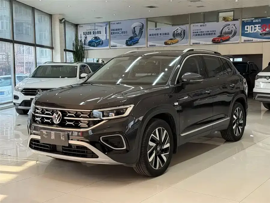 Volkswagen Tayron Tanyue 2023 280TSI 2WD Luxury Plus Advanced Edition 2023 — фото 1, купить с доставкой в Москву