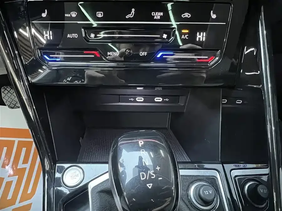 Volkswagen Tayron Tanyue 2023 280TSI 2WD Luxury Plus Advanced Edition 2022 — миниатюра 5